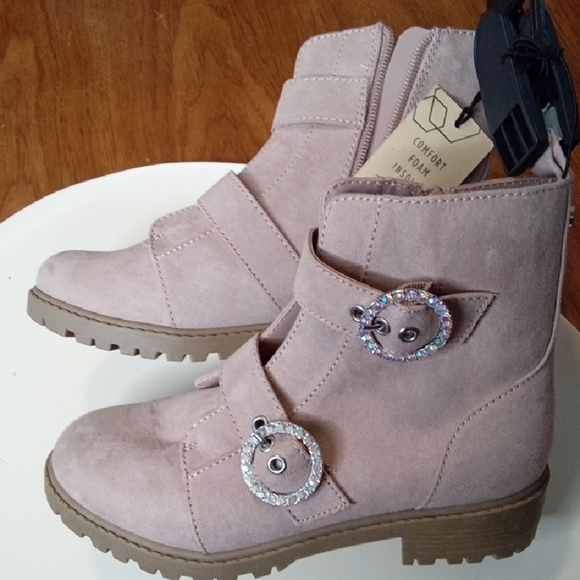 Tan Ankle Boots with Decorative Straps and Side Zipper - Picture 6 of 8